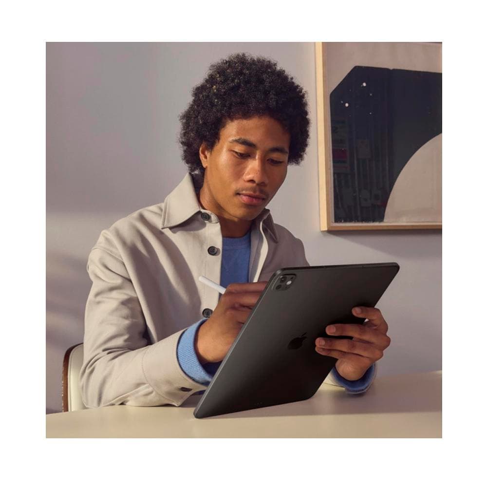 Планшет Apple IPad Pro 11 Wi-Fi 2TB черный космос MVVG3 (2024) — фото 11
